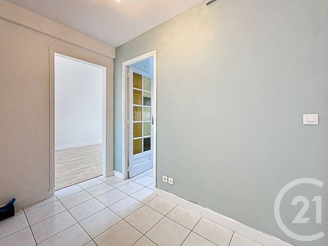 Appartement F3 &agrave; vendre - 3 pi&egrave;ces - 61,81 m2 - Villeneuve Le Roi - 94 - ILE-DE-FRANCE