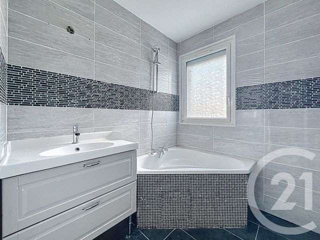 Appartement F3 &agrave; vendre - 3 pi&egrave;ces - 61,81 m2 - Villeneuve Le Roi - 94 - ILE-DE-FRANCE