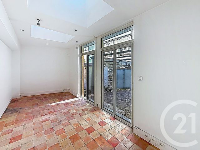 Maison &agrave; vendre - 11 pi&egrave;ces - 194,17 m2 - Villejuif - 94 - ILE-DE-FRANCE