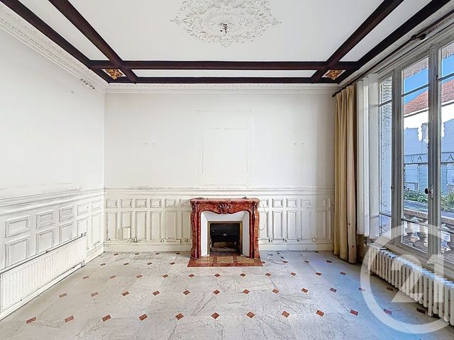Maison &agrave; vendre - 11 pi&egrave;ces - 194,17 m2 - Villejuif - 94 - ILE-DE-FRANCE