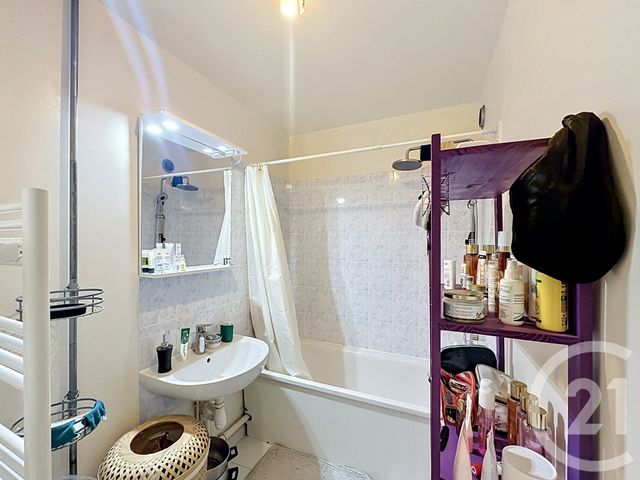 Appartement F3 &agrave; louer - 3 pi&egrave;ces - 62,24 m2 - Orly - 94 - ILE-DE-FRANCE