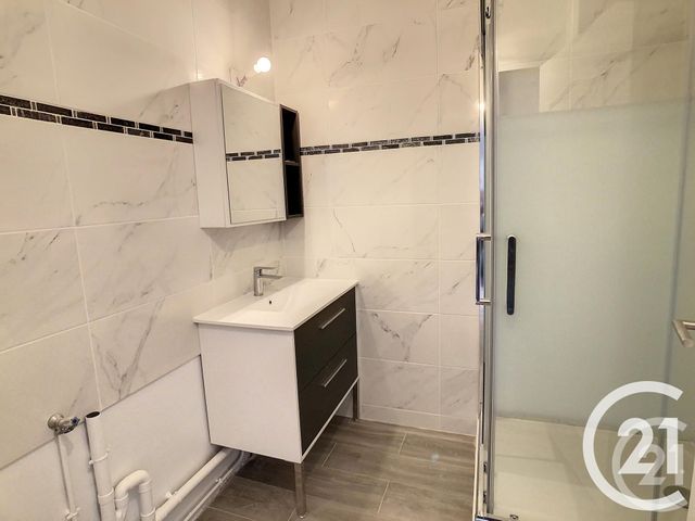 Appartement F3 &agrave; louer - 3 pi&egrave;ces - 68,15 m2 - Thiais - 94 - ILE-DE-FRANCE