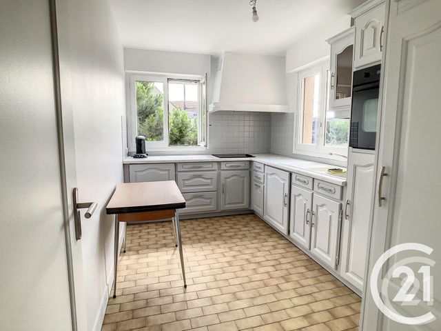 Appartement F3 &agrave; louer - 3 pi&egrave;ces - 68,15 m2 - Thiais - 94 - ILE-DE-FRANCE