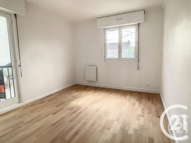 Appartement F3 &agrave; louer - 3 pi&egrave;ces - 68,15 m2 - Thiais - 94 - ILE-DE-FRANCE