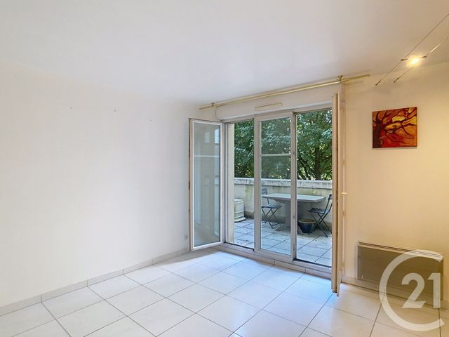 Appartement &agrave; vendre - 2 pi&egrave;ces - 41,40 m2 - Thiais - 94 - ILE-DE-FRANCE
