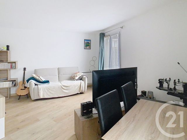 Appartement F2 &agrave; louer - 2 pi&egrave;ces - 42,59 m2 - Thiais - 94 - ILE-DE-FRANCE
