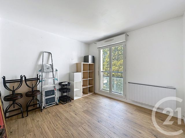 Appartement F3 &agrave; louer - 2 pi&egrave;ces - 65,75 m2 - Choisy Le Roi - 94 - ILE-DE-FRANCE