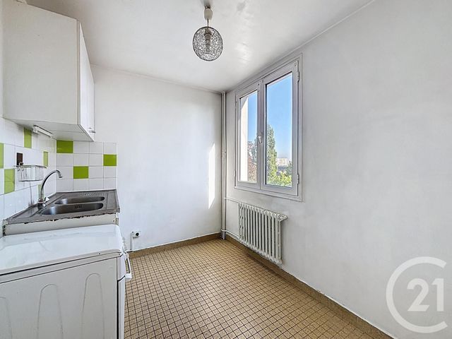 Appartement Studio &agrave; vendre - 1 pi&egrave;ce - 29 m2 - Thiais - 94 - ILE-DE-FRANCE