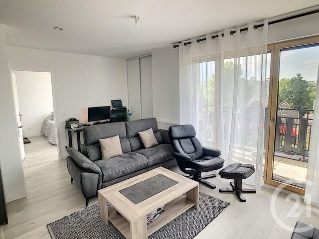 Appartement F2 &agrave; louer - 2 pi&egrave;ces - 43 m2 - Thiais - 94 - ILE-DE-FRANCE