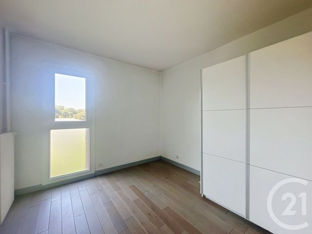 Appartement F3 &agrave; louer - 3 pi&egrave;ces - 65,11 m2 - Thiais - 94 - ILE-DE-FRANCE