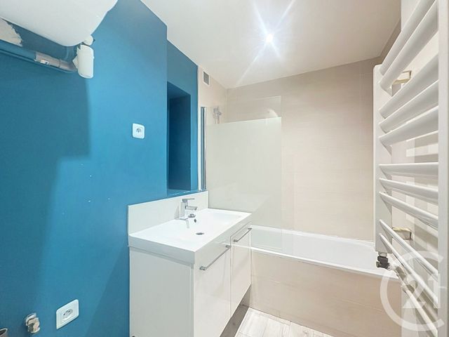 Appartement F3 &agrave; louer - 3 pi&egrave;ces - 65,11 m2 - Thiais - 94 - ILE-DE-FRANCE