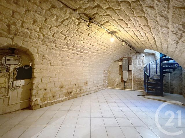 Murs à vendre à vendre - 79.0 m2 - 75 - Paris