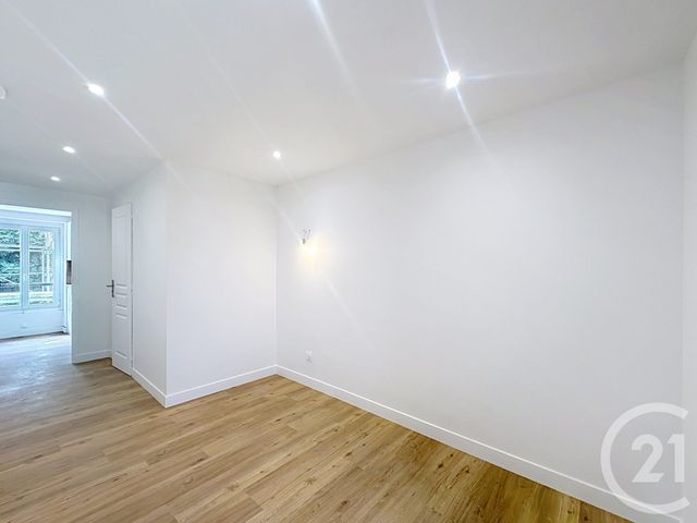 Appartement F2 &agrave; louer - 2 pi&egrave;ces - 33,46 m2 - Thiais - 94 - ILE-DE-FRANCE