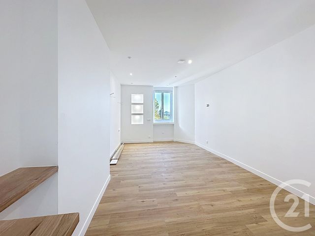 Appartement F1 &agrave; louer - 1 pi&egrave;ce - 23,81 m2 - Thiais - 94 - ILE-DE-FRANCE