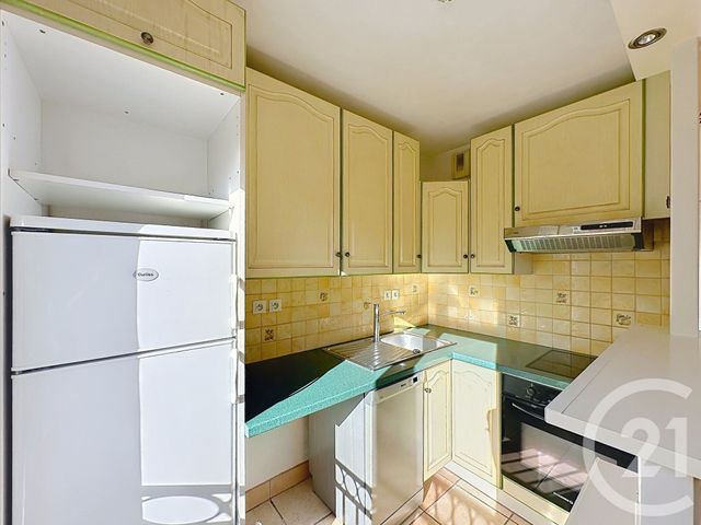 Appartement F2 &agrave; louer - 2 pi&egrave;ces - 40 m2 - Thiais - 94 - ILE-DE-FRANCE