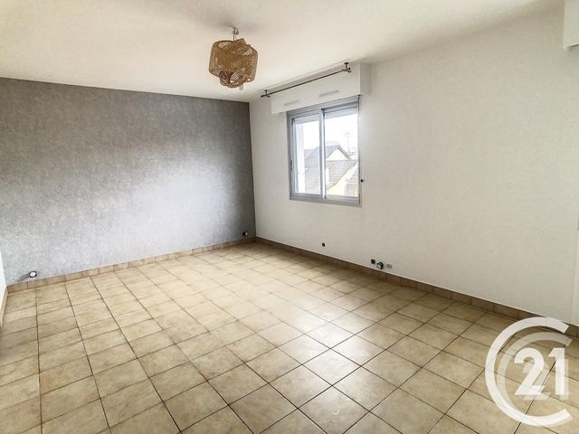 Appartement F1 &agrave; louer - 1 pi&egrave;ce - 30,71 m2 - Thiais - 94 - ILE-DE-FRANCE