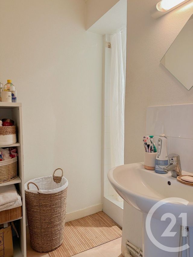 Appartement F3 à vendre - 3 pièces - 53,01 m2 - Champagne Au Mont D Or - 69 - RHONE-ALPES