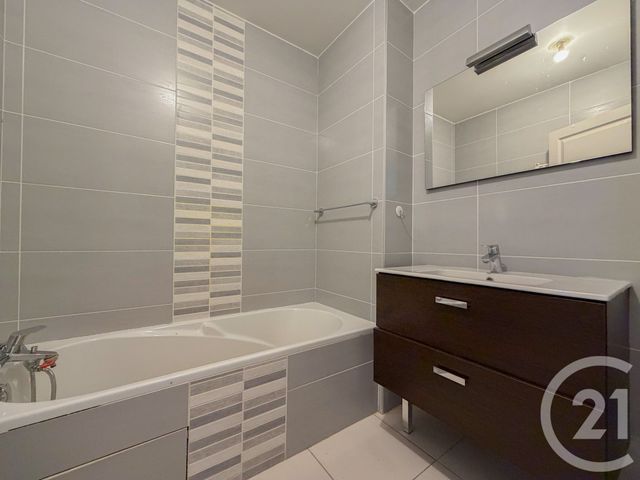 Appartement &agrave; vendre - 4 pi&egrave;ces - 83,53 m2 - Champagne Au Mont D Or - 69 - RHONE-ALPES