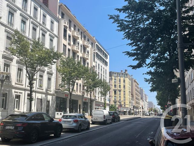 Appartement F3 à vendre - 3 pièces - 67,88 m2 - Lyon - 69007 - RHONE-ALPES