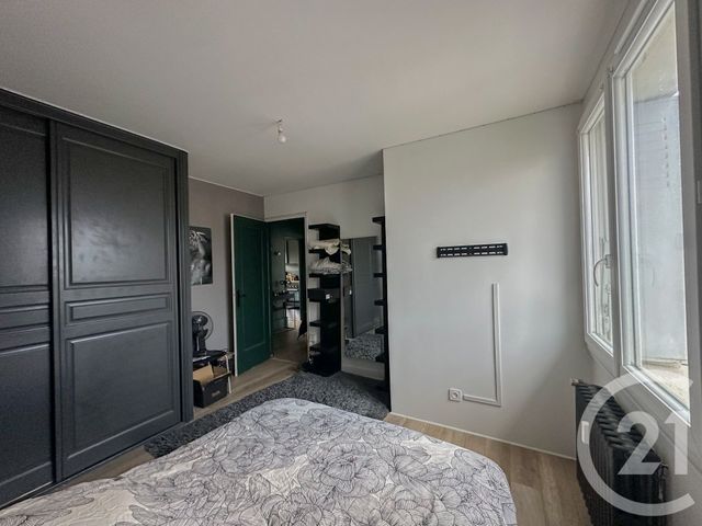 Appartement T5 &agrave; louer - 5 pi&egrave;ces - 83,40 m2 - Champagne Au Mont D Or - 69 - RHONE-ALPES