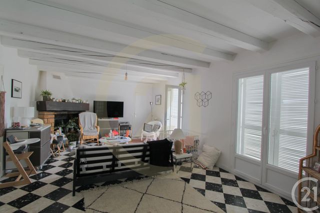 Maison &agrave; louer - 9 pi&egrave;ces - 188,40 m2 - Limonest - 69 - RHONE-ALPES