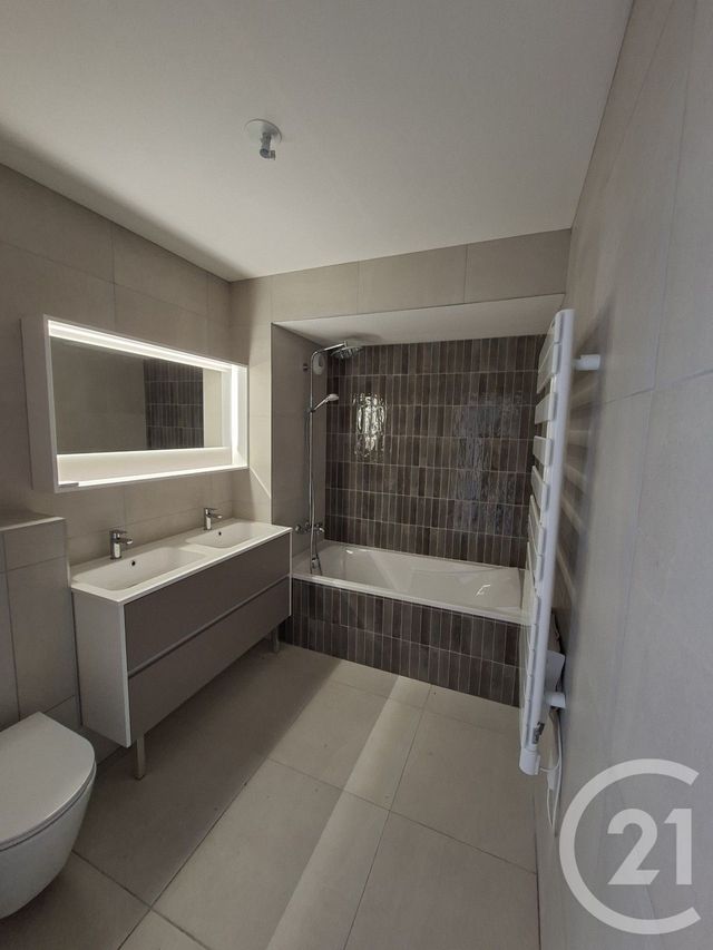 Appartement T4 &agrave; vendre - 4 pi&egrave;ces - 123,55 m2 - Champagne Au Mont D Or - 69 - RHONE-ALPES