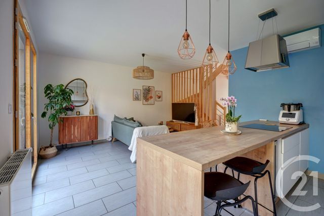 Appartement &agrave; vendre - 3 pi&egrave;ces - 72,16 m2 - Champagne Au Mont D Or - 69 - RHONE-ALPES