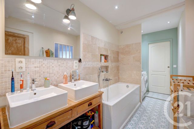 Maison &agrave; vendre - 5 pi&egrave;ces - 126,45 m2 - Collonges Au Mont D Or - 69 - RHONE-ALPES