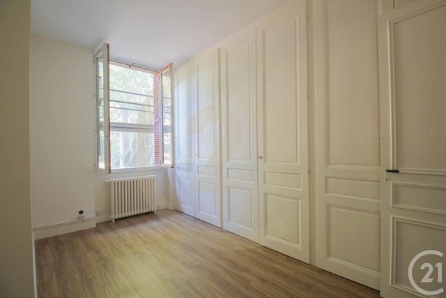 Appartement T6 &agrave; louer - 6 pi&egrave;ces - 226,06 m2 - Ecully - 69 - RHONE-ALPES
