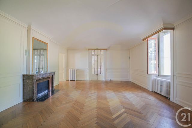 Appartement T6 &agrave; louer - 6 pi&egrave;ces - 226,06 m2 - Ecully - 69 - RHONE-ALPES