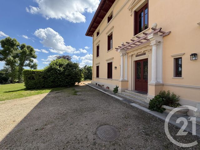 Appartement T6 &agrave; louer - 6 pi&egrave;ces - 226,06 m2 - Ecully - 69 - RHONE-ALPES