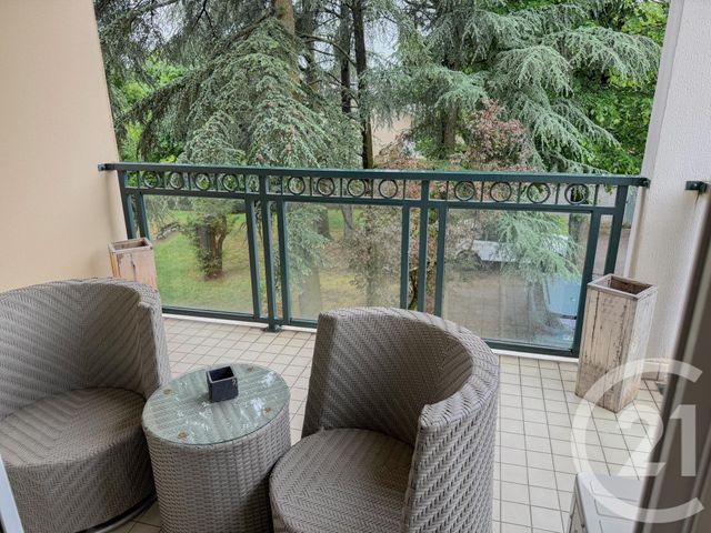 Appartement T3 &agrave; louer - 3 pi&egrave;ces - 71,22 m2 - Champagne Au Mont D Or - 69 - RHONE-ALPES
