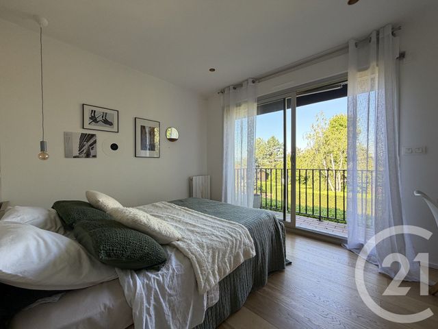Maison &agrave; louer - 7 pi&egrave;ces - 177,62 m2 - St Didier Au Mont D Or - 69 - RHONE-ALPES