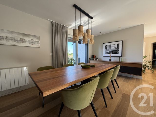 Maison &agrave; louer - 7 pi&egrave;ces - 177,62 m2 - St Didier Au Mont D Or - 69 - RHONE-ALPES