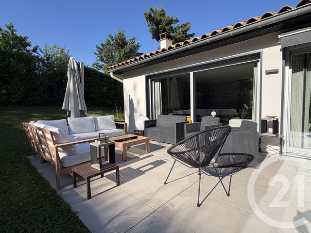 Maison &agrave; louer - 7 pi&egrave;ces - 177,62 m2 - St Didier Au Mont D Or - 69 - RHONE-ALPES