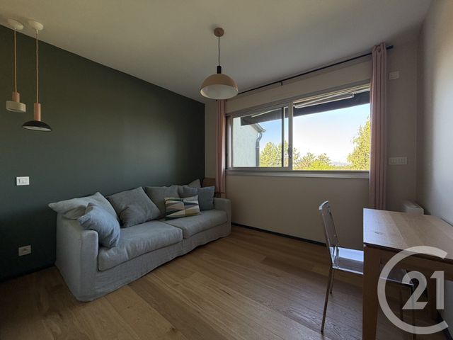 Maison &agrave; louer - 7 pi&egrave;ces - 177,62 m2 - St Didier Au Mont D Or - 69 - RHONE-ALPES