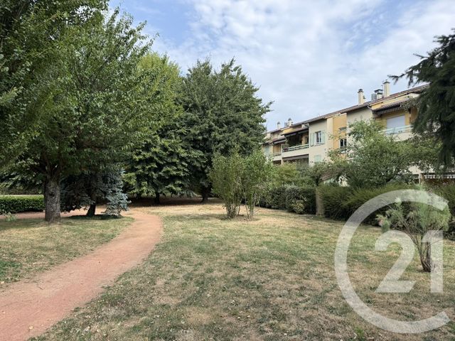 Appartement F3 &agrave; louer - 3 pi&egrave;ces - 97,55 m2 - Champagne Au Mont D Or - 69 - RHONE-ALPES