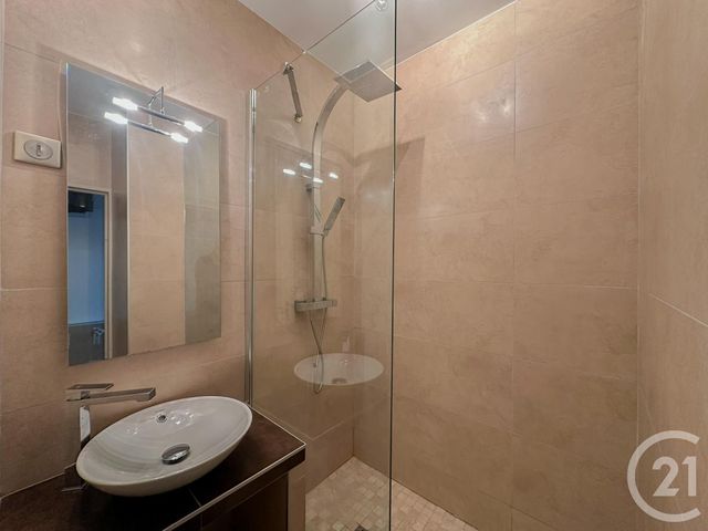 Appartement F3 &agrave; louer - 3 pi&egrave;ces - 97,55 m2 - Champagne Au Mont D Or - 69 - RHONE-ALPES