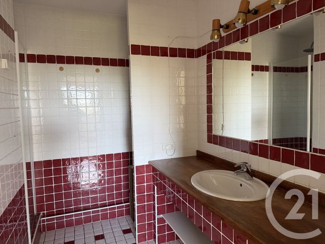 Appartement F4 &agrave; louer - 4 pi&egrave;ces - 101,47 m2 - Ecully - 69 - RHONE-ALPES