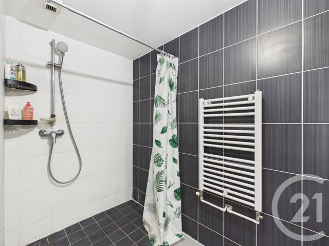 Appartement T3 &agrave; vendre - 3 pi&egrave;ces - 65,61 m2 - Champagne Au Mont D Or - 69 - RHONE-ALPES