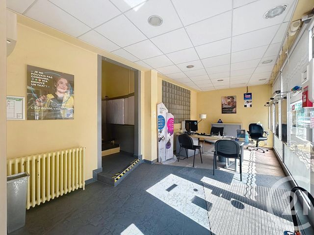 Appartement Local à louer - 4 pièces - 106 m2 - Audincourt - 25 - FRANCHE-COMTE