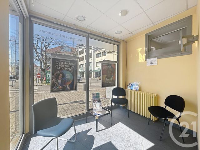 Appartement Local à louer - 4 pièces - 106 m2 - Audincourt - 25 - FRANCHE-COMTE