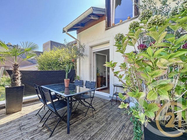 Appartement F4 à vendre - 5 pièces - 100,50 m2 - Montbeliard - 25 - FRANCHE-COMTE