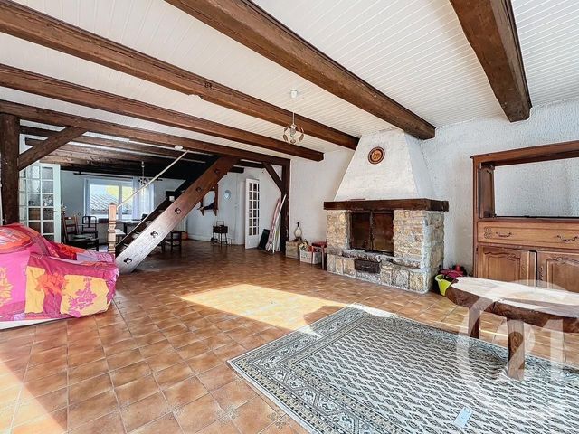 Maison à vendre - 7 pièces - 205 m2 - Glay - 25 - FRANCHE-COMTE