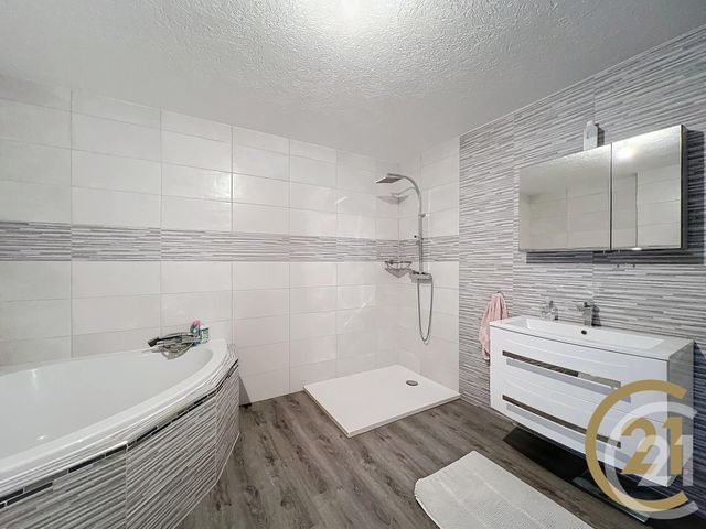 Maison &agrave; vendre - 7 pi&egrave;ces - 225 m2 - Bethoncourt - 25 - FRANCHE-COMTE