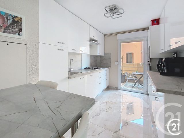 Appartement F5 &agrave; vendre - 5 pi&egrave;ces - 111,07 m2 - Montbeliard - 25 - FRANCHE-COMTE