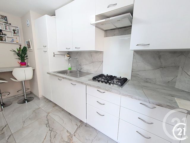 Appartement F5 &agrave; vendre - 5 pi&egrave;ces - 111,07 m2 - Montbeliard - 25 - FRANCHE-COMTE