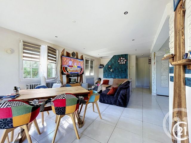 Maison &agrave; vendre - 5 pi&egrave;ces - 107,65 m2 - Etupes - 25 - FRANCHE-COMTE