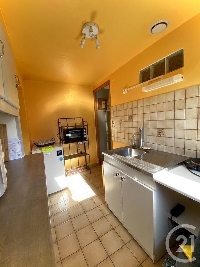 Appartement F1 à louer - 1 pièce - 20,46 m2 - Ste Suzanne - 25 - FRANCHE-COMTE
