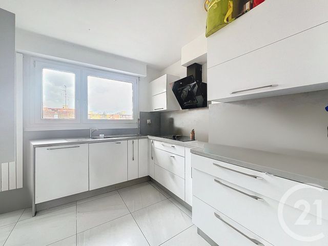 Appartement F6 à vendre - 6 pièces - 104,23 m2 - Belfort - 90 - FRANCHE-COMTE